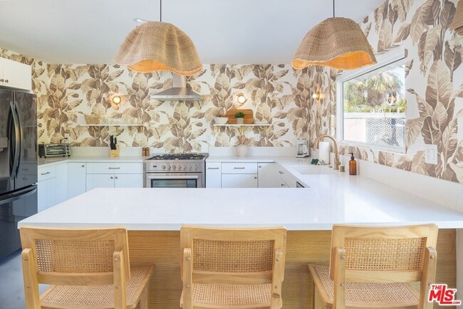 Building Photo - 3730 E Camino San Miguel