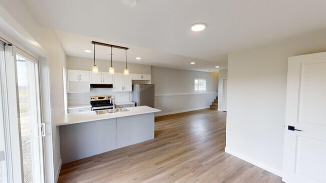 Photo du bâtiment - 10529-105133 133 Ave