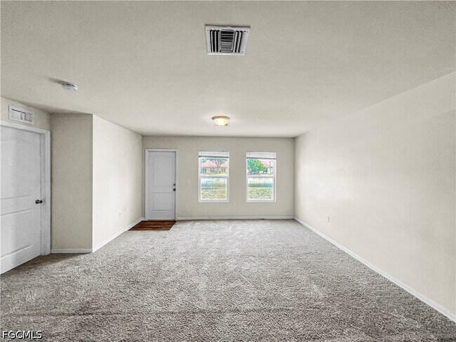 Foto del edificio - 18321 Gibraltar Ln