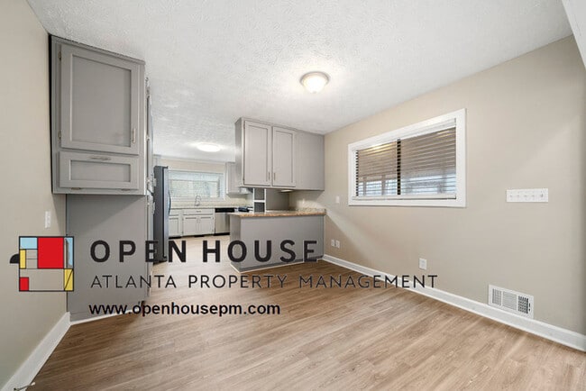 Building Photo - 1285 Laurel Cliff Dr SE, Smyrna