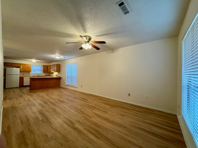 Building Photo - 729 W Beck Dr