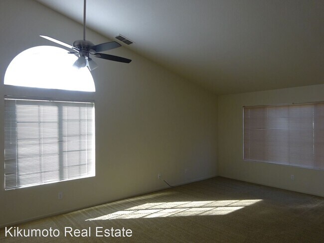Building Photo - 3 br, 2 bath House - 9138 Paseo Grande Way