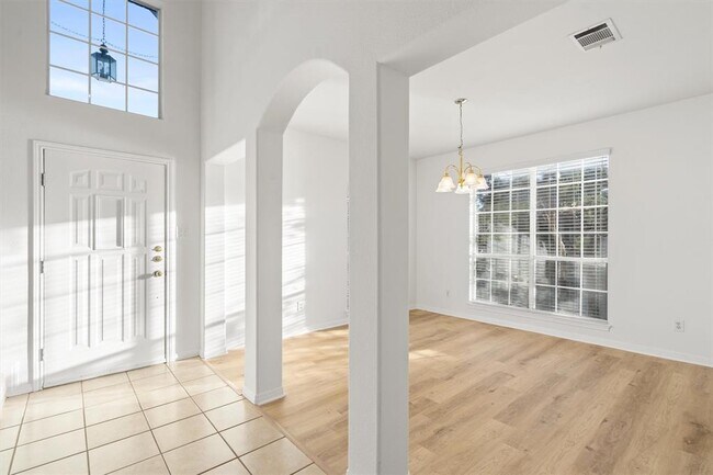 Foto del edificio - 803 Cashew Ln