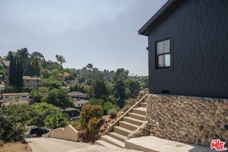 Building Photo - 1130 El Paso Dr