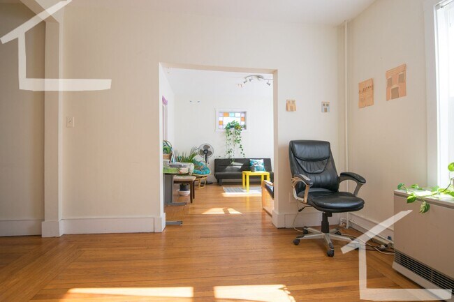 Building Photo - Hot Cambridge 3 bed!!! Don't miss out.....