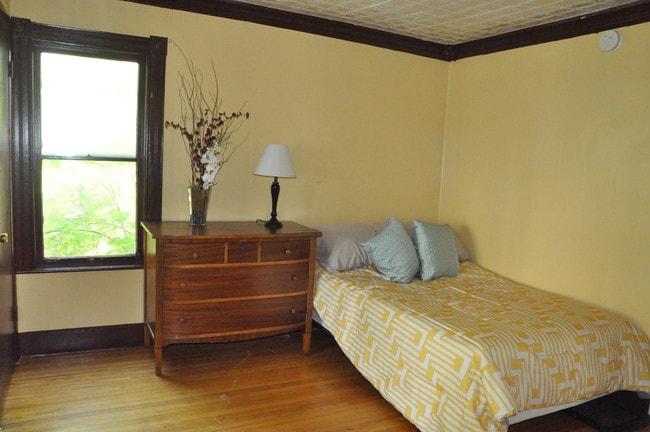 Bedroom 1 view 2 - 707 N Aurora St