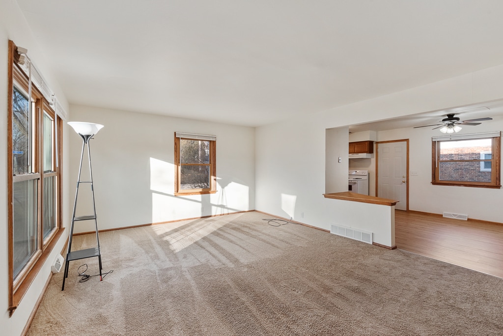 Primary Photo - 11613 W Diane Dr