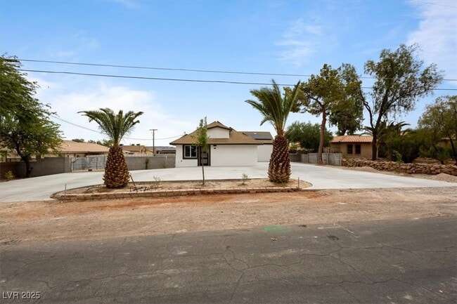 Building Photo - 7724 Rancho Destino Rd