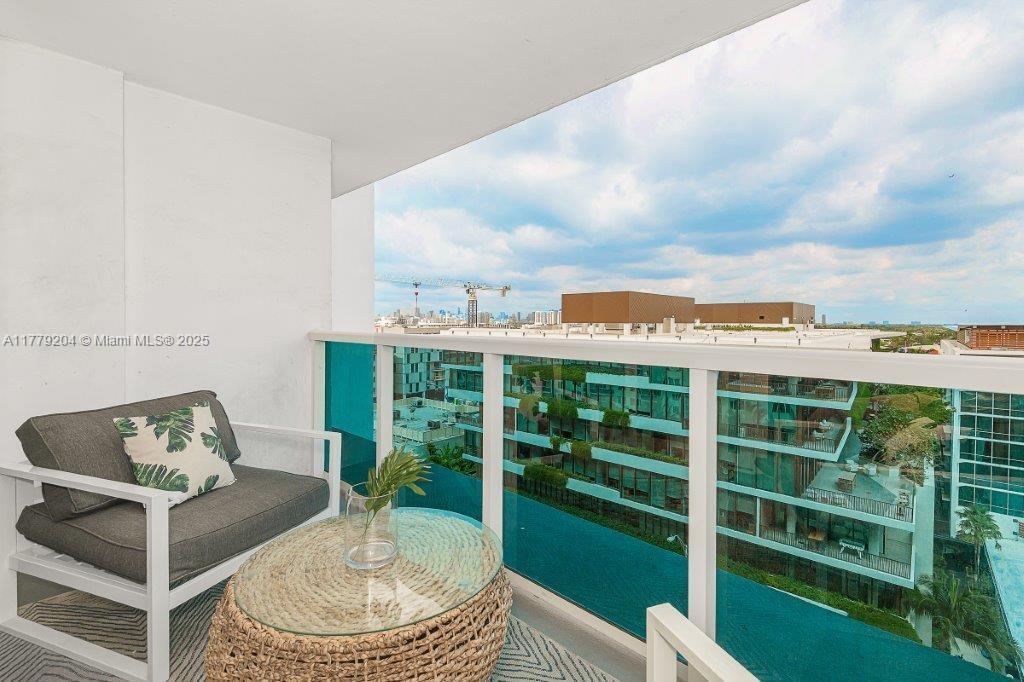 Foto principal - 2301 Collins Ave
