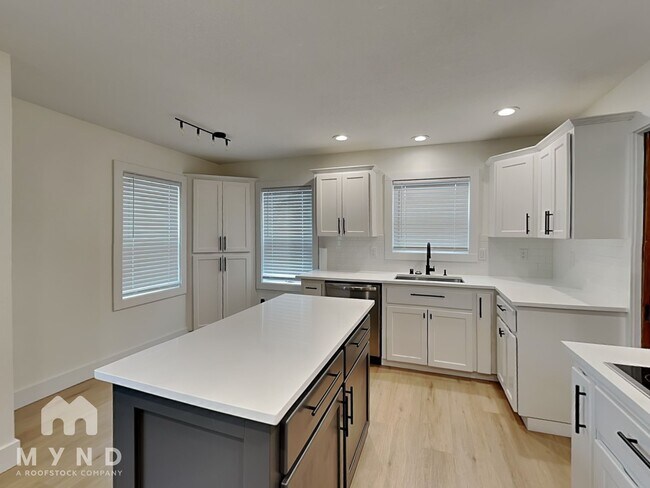 Foto del edificio - 1906 NE Franklin St