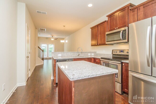 Building Photo - 109 Hickory Station Ln
