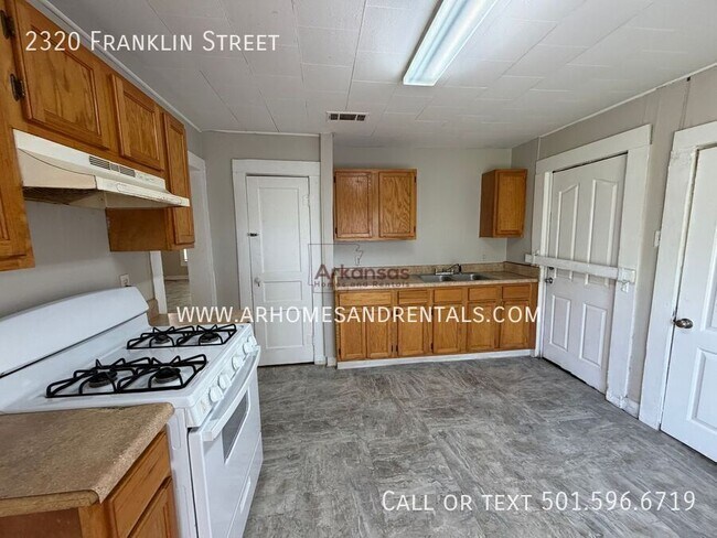 Foto del edificio - 2320 Franklin St