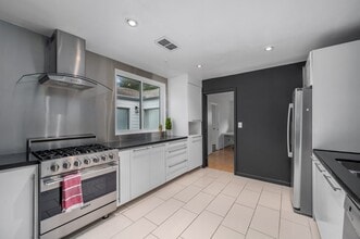 Building Photo - 3106 Salem Ct