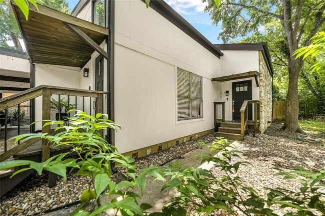 Foto del edificio - 1913 Lightsey Rd