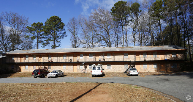 Shallowford Pinese - Shallowford Pines