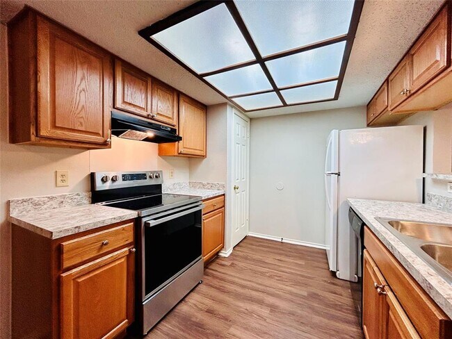 Foto del edificio - 9304 Kempler Dr