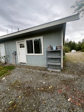 Building Photo - 15840 W Hess Ln