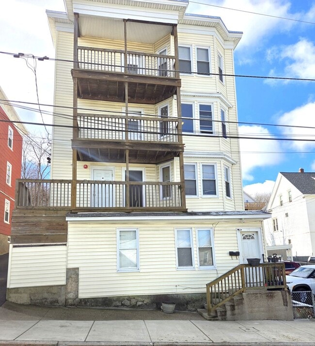 Building Photo - 23 Paradis Ave