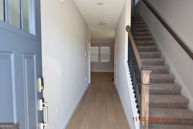 Building Photo - 213 Collin Nicholas Dr