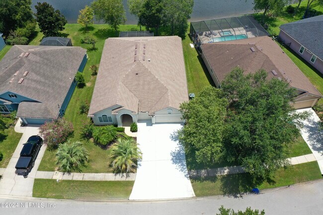 Foto del edificio - 202 Casa Sevilla Ave