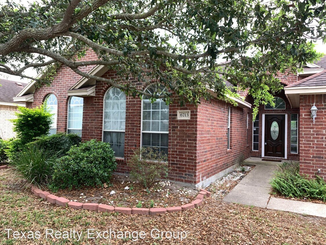 Primary Photo - 3 br, 2 bath House - 6713 La Bianca Dr
