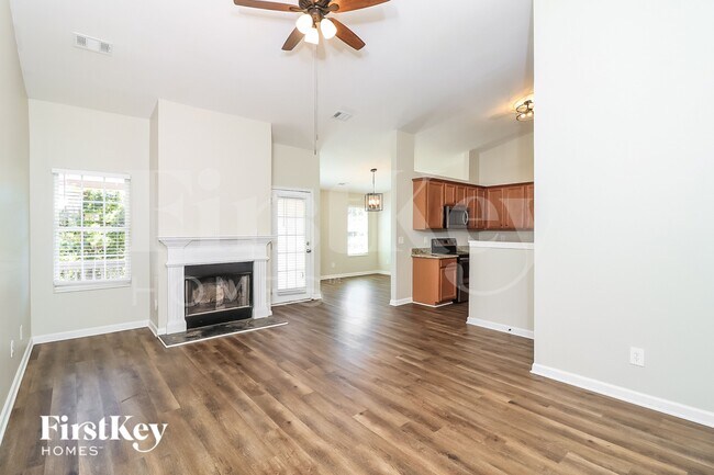 Foto del edificio - 173 Elderberry Point