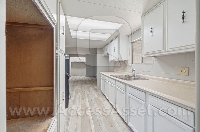 Building Photo - Inviting 3-Bedroom, 2-Bath Manufactured Home In Wildomar!