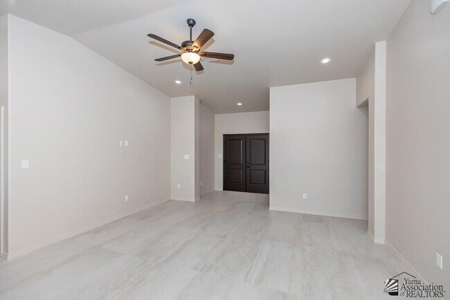 Building Photo - 12633 E 51st Pl