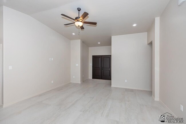Foto del edificio - 12633 E 51st Pl