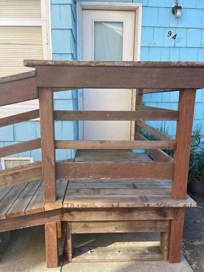 Foto del edificio - G1 | 940-942 Easton Avenue