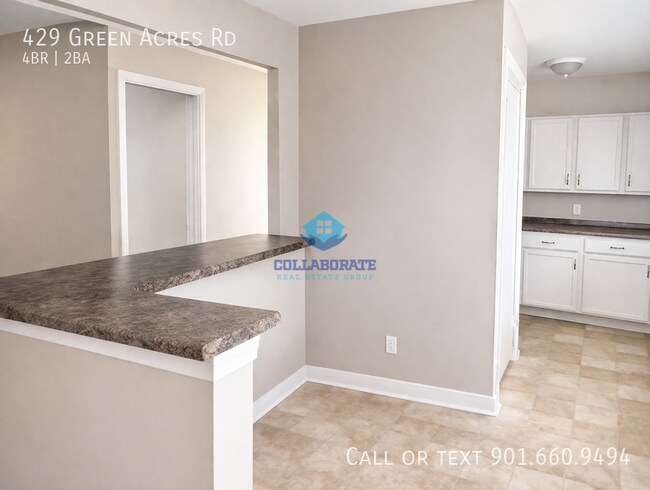 Foto del edificio - 429 Green Acres Rd