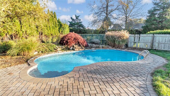 Foto del edificio - 3 Meadowgrass Ln