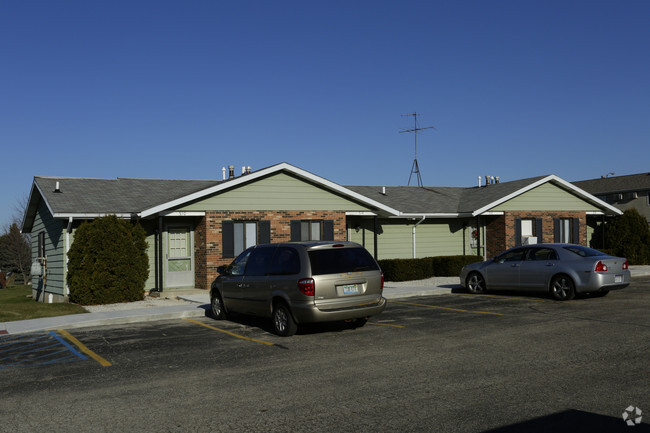 Building Photo - Sparta Townhouses