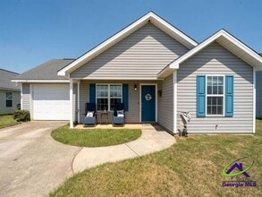 Building Photo - 130 Coronation Dr