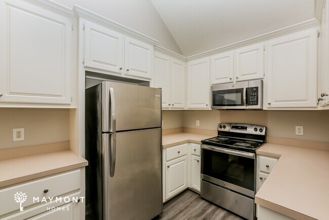 Building Photo - 260 Azalea Ct