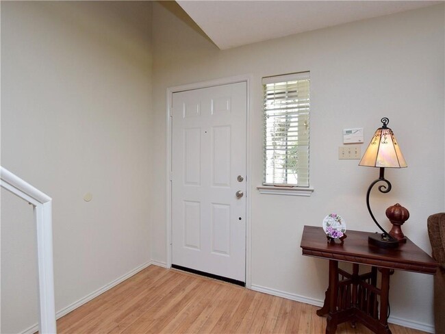 Foto del edificio - 7906 Truman Cove