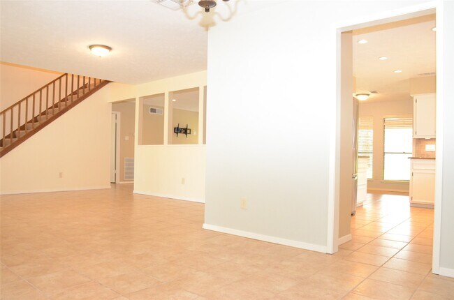 Building Photo - 3002 N Blue Meadow Cir