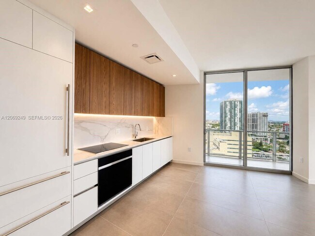 Foto del edificio - 1400 Biscayne Blvd