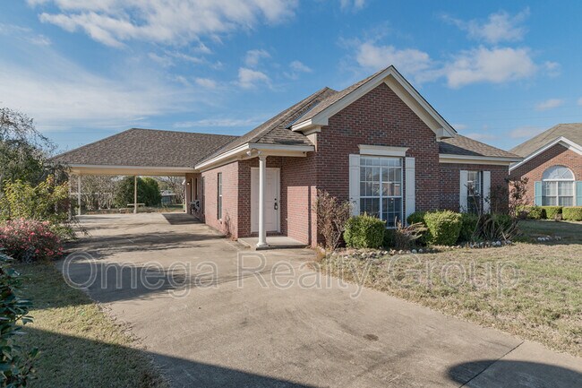 Foto del edificio - 521 McGregor Ct