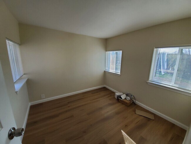 Foto del edificio - Vacant- Must Apply to schedule viewing
