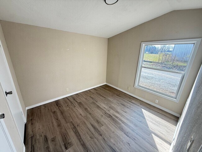 Foto del edificio - 2 Bed 1 Bath Highlandville, MO