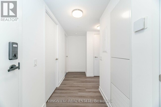 Building Photo - 3883-3883 Quartz Rd