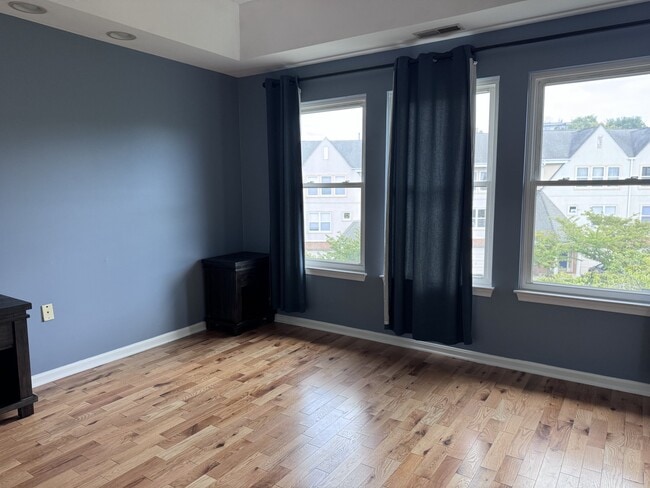 Foto del edificio - 5218 Tabard Ct