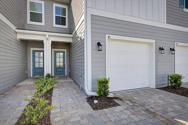 Foto del edificio - 61 Mellowood Ln