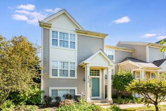Building Photo - 2614 Canyon Dr