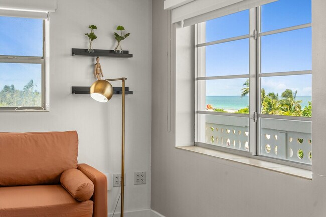 Foto del edificio - 1024 Ocean Dr
