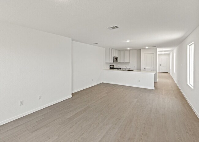 Foto del edificio - VIEWS VIEWS VIEWS and LOCATION! Rental Bac...