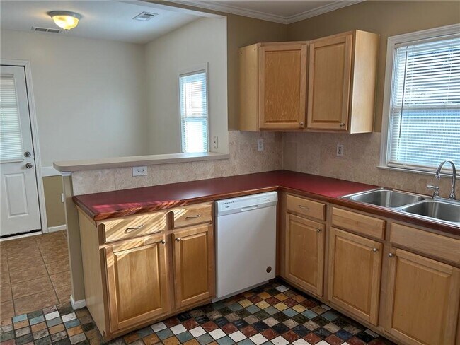 Building Photo - 4104 Comanche Dr