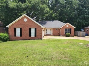 Building Photo - 835 Heather Dr