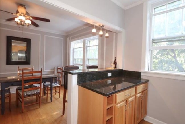 Kitchen looking into dining area - 224 N Oak Park Ave